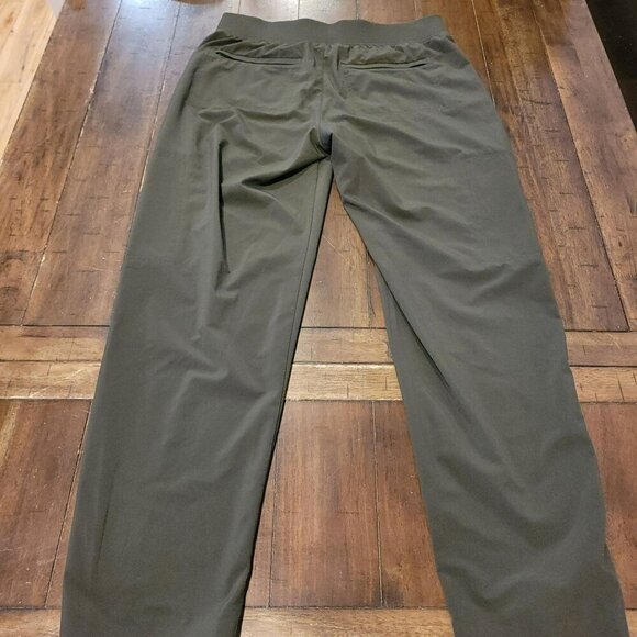Athleta Olive Green Zip Pocket Jogger Pants Size 4 - Picture 3 of 6
